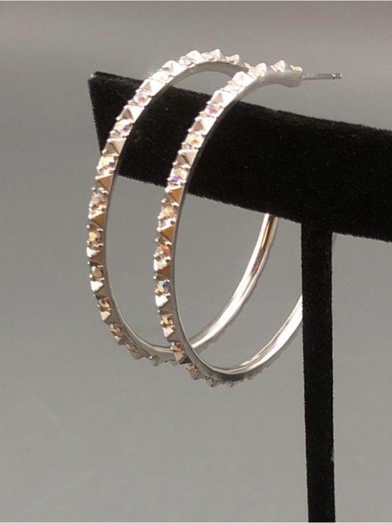 Kendra Scott Jewelry - Kendra Scott Veronica Hoop Earrings
Silver 2442
